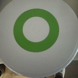 Wilton White and Green Cake Turntable